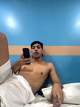 Andres-Andrea1922 online show from September 2025 10:42:01 PM