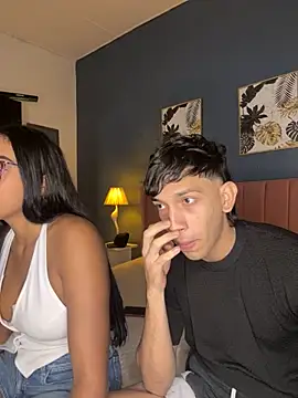 Andres-Andrea1922 online show from October 2025 01:44:02 AM