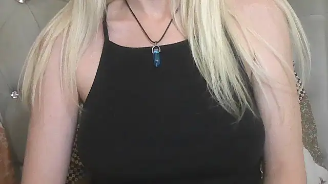 Snapshot of flirty_babe_x chatting on August 2026 11:58:01 PM flirty babe x online show from August 2026 11:58:01 PM