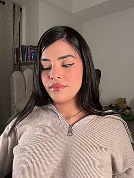 Snapshot of Sara-Evans chatting on December 2025 12:38:02 AM Sara-Evans online show from December 2025 12:38:02 AM