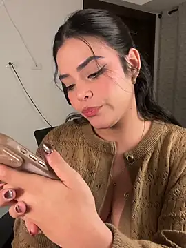 Snapshot of Sara-Evans chatting on January 2026 01:10:02 AM Sara-Evans online show from January 2026 01:10:02 AM