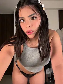 Snapshot of Sara-Evans chatting on February 2026 01:04:02 AM Sara-Evans online show from February 2026 01:04:02 AM