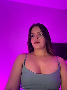 Snapshot of helen_palmer chatting on October 2025 01:51:02 AM helen palmer online show from October 2025 01:51:02 AM