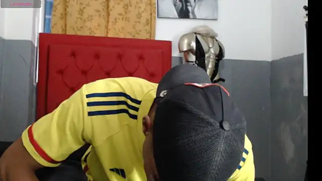 Snapshot of David_s3xy chatting on October 2025 02:16:01 PM David s3xy online show from October 2025 02:16:01 PM