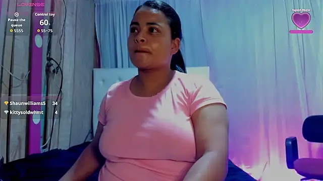 Snapshot of Zaphyra18 chatting on October 2025 03:27:01 AM Zaphyra18 online show from October 2025 03:27:01 AM