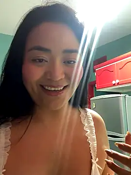 Snapshot of MyHoneyFrida chatting on September 2025 03:50:01 AM MyHoneyFrida online show from September 2025 03:50:01 AM