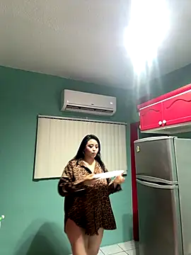 Snapshot of MyHoneyFrida chatting on September 2025 02:25:01 AM MyHoneyFrida online show from September 2025 02:25:01 AM