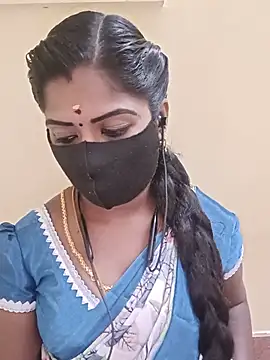 Snapshot of tamilammukuttyy chatting on July 2026 07:48:01 AM tamilammukuttyy online show from July 2026 07:48:01 AM