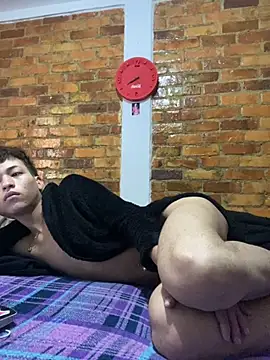 Thiago blsd online show from October 2025 05:02:02 PM