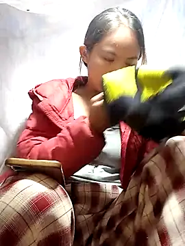 Snapshot of xinhxinhcute chatting on October 2025 03:29:02 AM xinhxinhcute online show from October 2025 03:29:02 AM