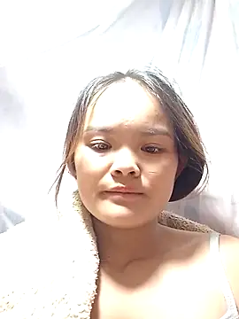 Snapshot of xinhxinhcute chatting on October 2025 11:16:01 PM xinhxinhcute online show from October 2025 11:16:01 PM