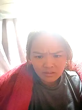 Snapshot of xinhxinhcute chatting on December 2025 10:37:02 PM xinhxinhcute online show from December 2025 10:37:02 PM