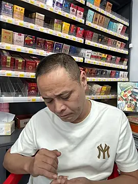 dajiba4718 online show from November 2025 11:31:02 AM