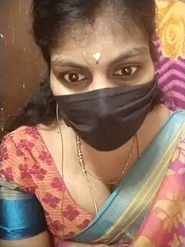 Snapshot of Nithiila chatting on September 2025 10:49:01 AM Nithiila online show from September 2025 10:49:01 AM