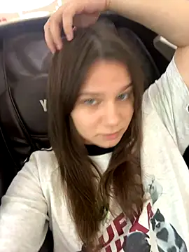 MiniVi online show from September 2025 04:56:02 AM