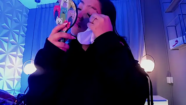 MAGIC TESSA online show from December 2025 08:38:01 PM