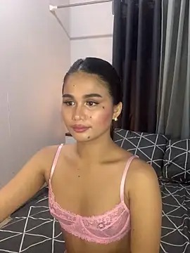 AngelHille online show from October 2025 02:58:02 PM