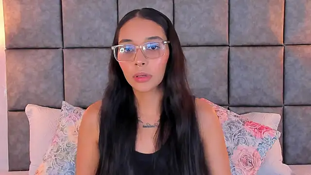 Roseaurora online show from July 2026 11:16:02 AM