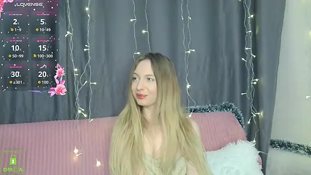 BabbbyFoxxx online show from January 2026 04:23:02 PM