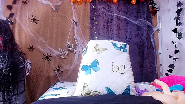 sweegirl69 online show from October 2025 11:54:02 AM