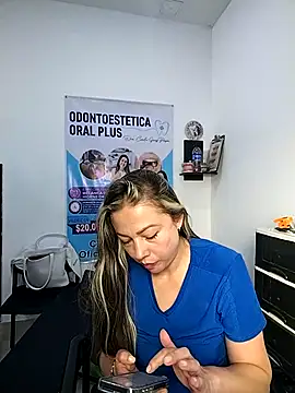 Madisson-04  online show from December 2025 06:47:02 PM