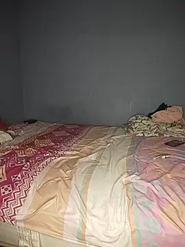 badlove42 online show from December 2025 04:21:01 AM