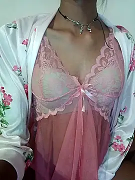 Snapshot of BunnyBloom25 chatting on October 2025 03:53:01 PM BunnyBloom25 online show from October 2025 03:53:01 PM