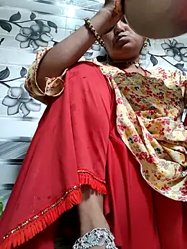 Snapshot of LUCKY_cut chatting on May 2026 01:56:01 AM LUCKY cut online show from May 2026 01:56:01 AM
