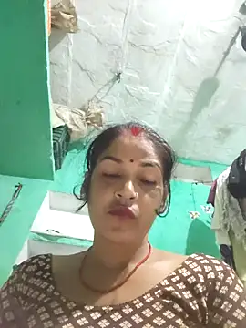 Nillohot online show from October 2025 07:55:02 PM