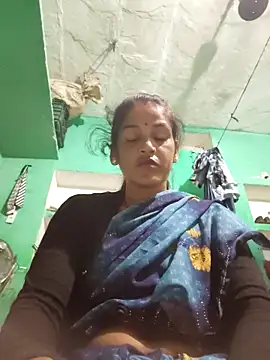 Nillohot online show from October 2025 11:27:01 PM