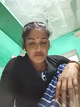 Nillohot online show from October 2025 12:57:01 AM