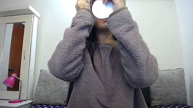 Taylormegan online show from October 2025 02:07:02 PM