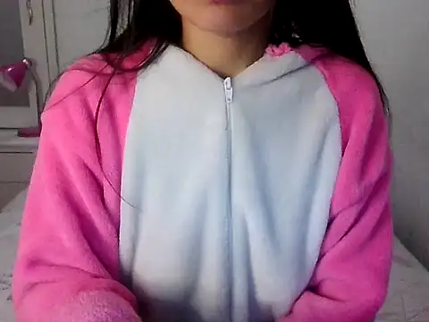 Snapshot of Taylormegan chatting on July 2026 01:37:01 PM Taylormegan online show from July 2026 01:37:01 PM