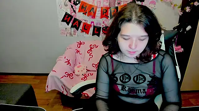 Acid Kate online show from October 2025 12:11:01 AM