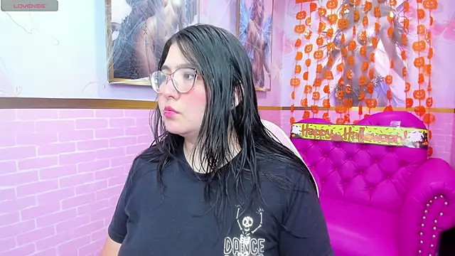 Snapshot of Dulce_meow chatting on October 2025 10:38:02 AM Dulce meow online show from October 2025 10:38:02 AM