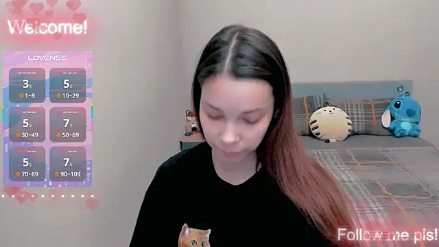 Snapshot of Kitten_Alissa chatting on May 2026 11:32:01 PM Kitten Alissa online show from May 2026 11:32:01 PM