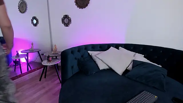 jasmincollin  online show from March 2026 02:00:02 AM