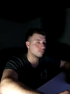 Snapshot of ferrari1996 chatting on September 2025 04:01:02 AM ferrari1996 online show from September 2025 04:01:02 AM