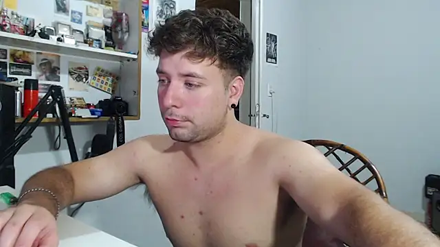 Snapshot of ferrari1996 chatting on December 2025 05:03:02 AM ferrari1996 online show from December 2025 05:03:02 AM