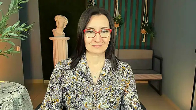 UnaTerra online show from November 2025 09:20:01 AM