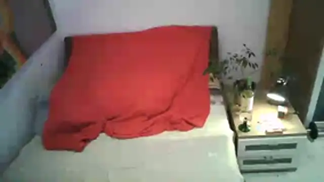 Snapshot of EdelHolz91 chatting on October 2025 01:07:02 PM EdelHolz91 online show from October 2025 01:07:02 PM