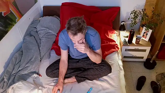 EdelHolz91 online show from December 2025 03:37:02 AM