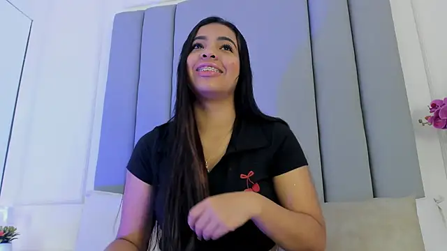CannelaSmith online show from July 2026 12:19:02 PM