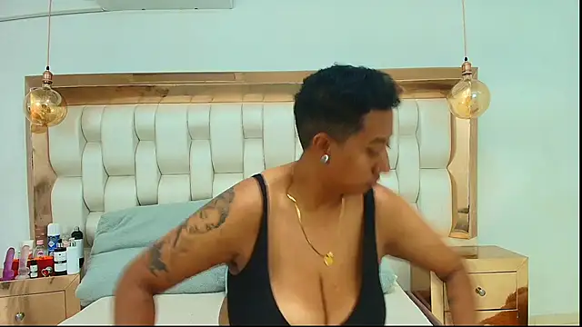 TiffantyAndStacy online show from October 2025 07:59:01 PM