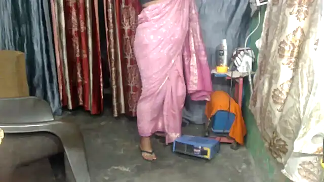 Snapshot of DearKimmi chatting on February 2025 05:06:01 PM DearKimmi online show from February 2025 05:06:01 PM