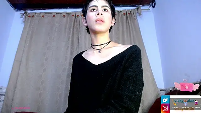 DaraKat18 online show from November 2025 10:56:01 PM