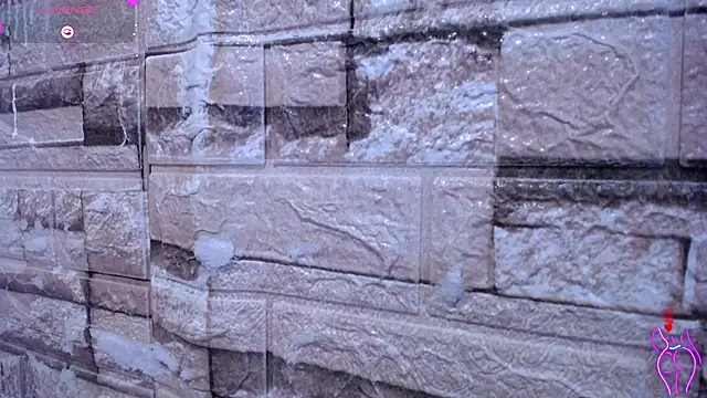 DaraKat18 online show from March 2026 10:13:02 PM