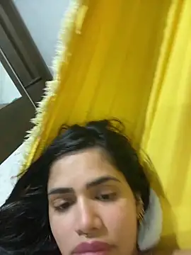 danilyns online show from October 2025 11:40:02 PM