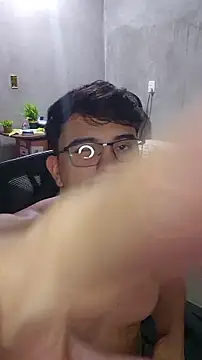 Yunan00 online show from July 2026 11:37:02 PM