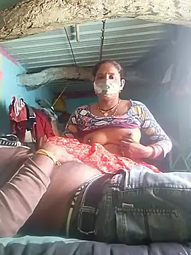 CUTE-004 online show from November 2025 08:20:01 AM